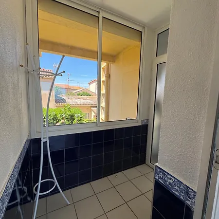 Front De 100m2 Vue Magnifique, Balcon, Jardin, Garage *