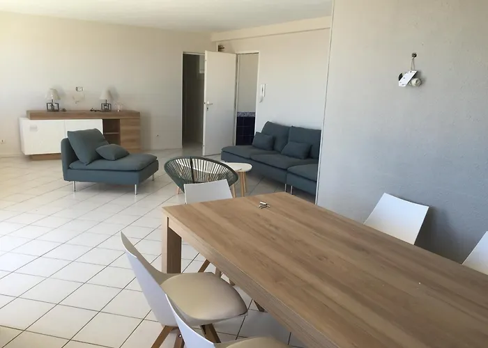 Front De 100m2 Vue Magnifique, Balcon, Jardin, Garage * Valras-Plage